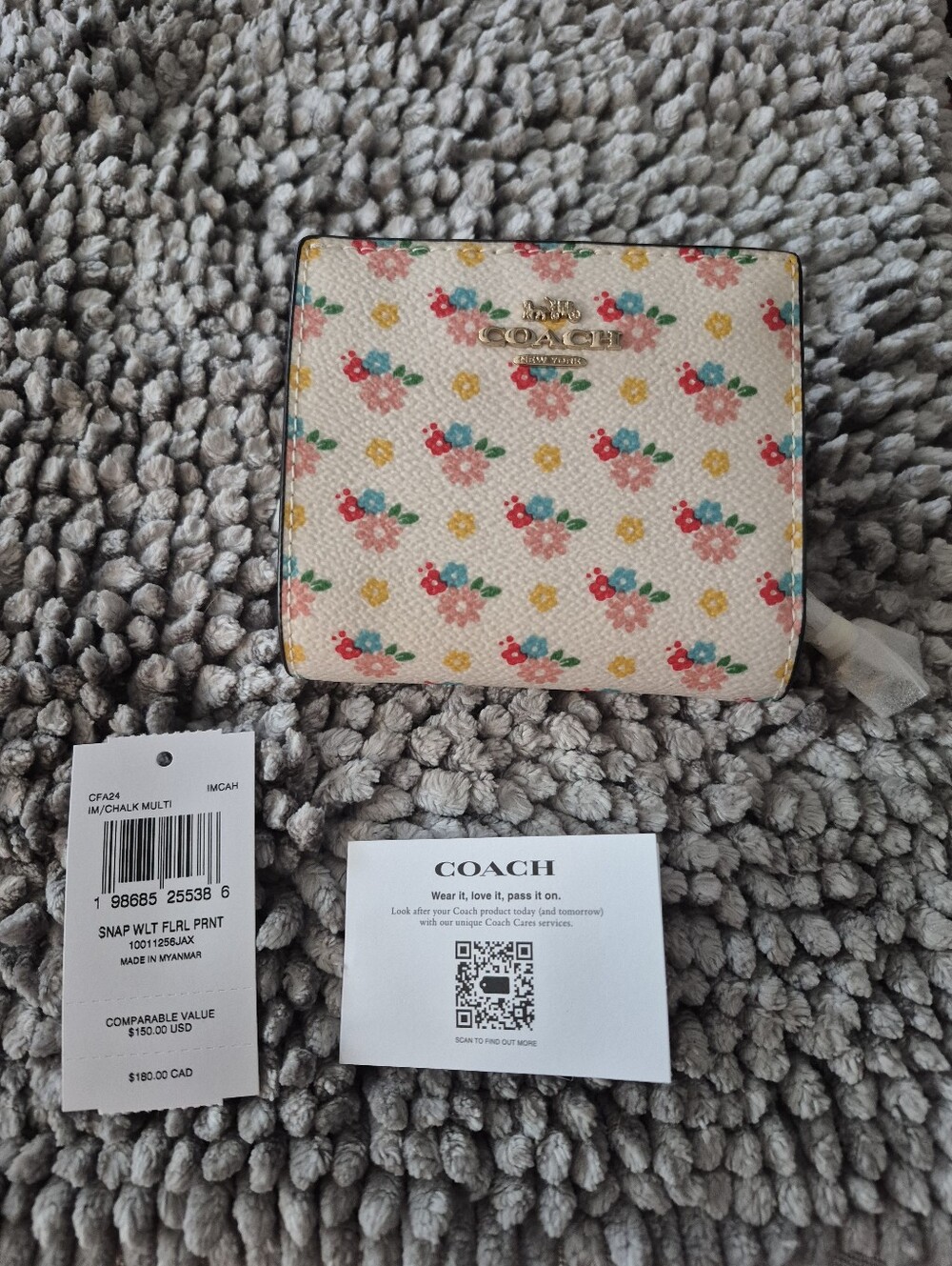 Coach Snap Wallet with Floral Print and Charm [6<9]